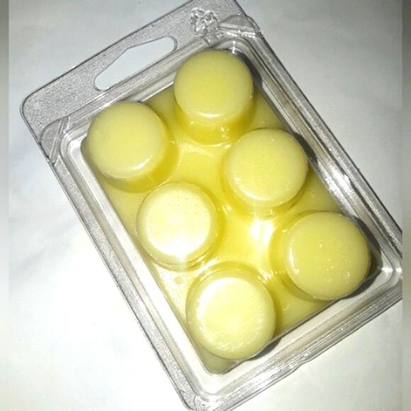 HAND crafted Vanilla Creme waxmelt tarts brand new buy1 get 2 free mix n match - Picture 7 of 7